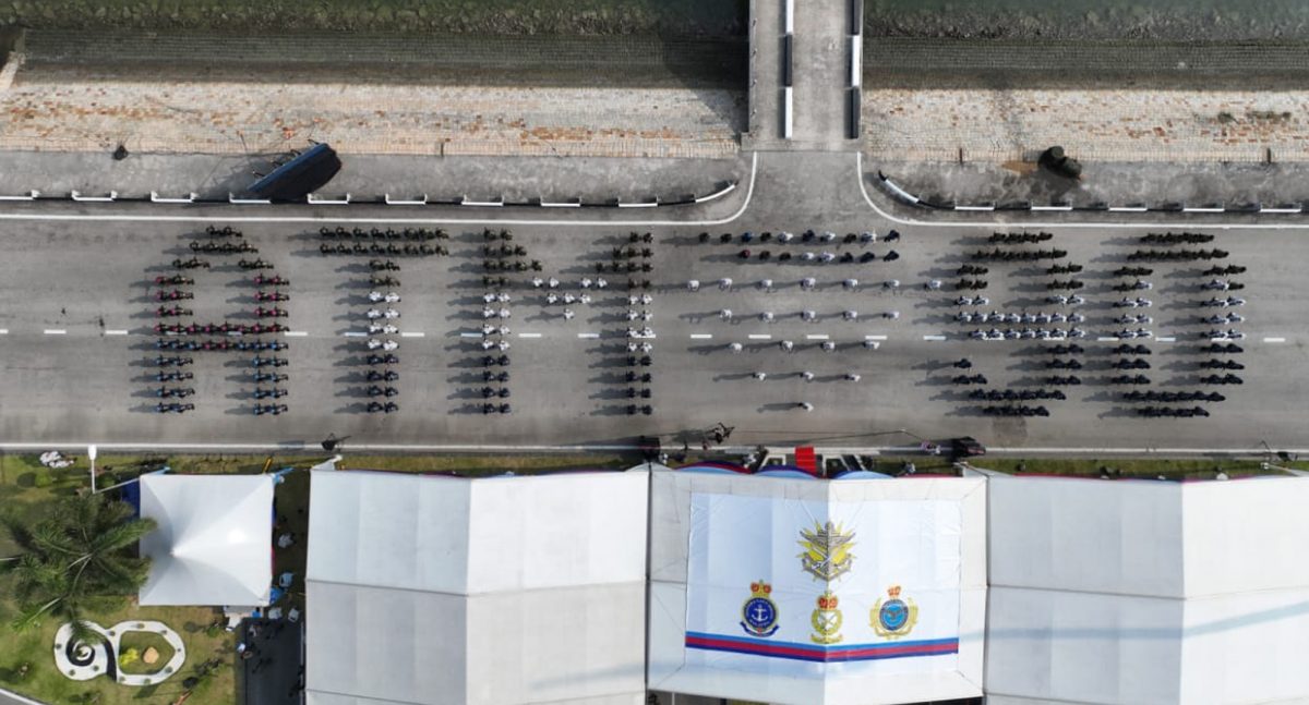 建军节90周年庆  防恐逼真演习 惊心动魄