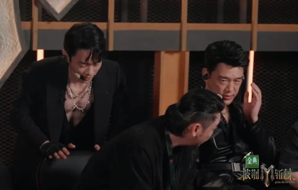 披荆3|张栋樑炸胸肌冲热搜 王耀庆质疑穿假胸肌