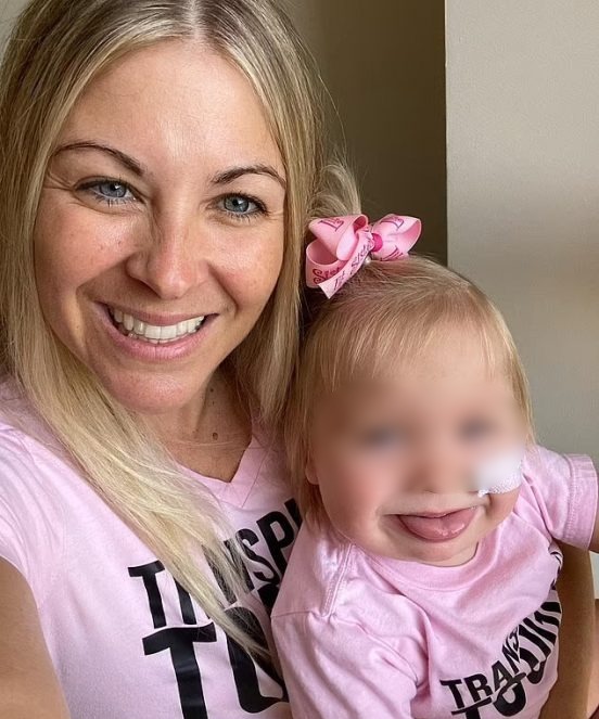 拼盘  未签 ∕ 宝宝无肾生存率不到1%  母亲捐器官带来新生