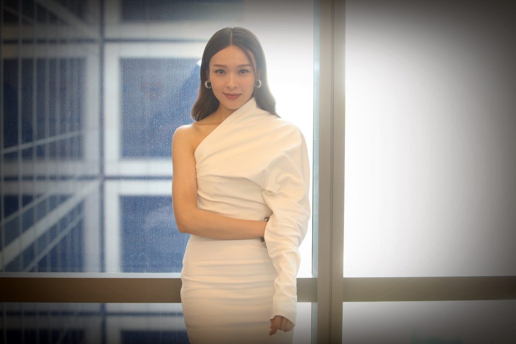 探索初心不变 李佳芯随遇而安