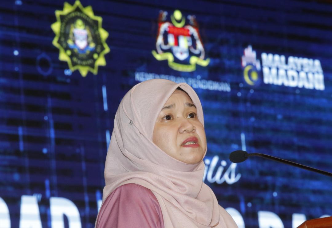 教长:所有学生将获优质教育 “不分种族 宗教 政治”