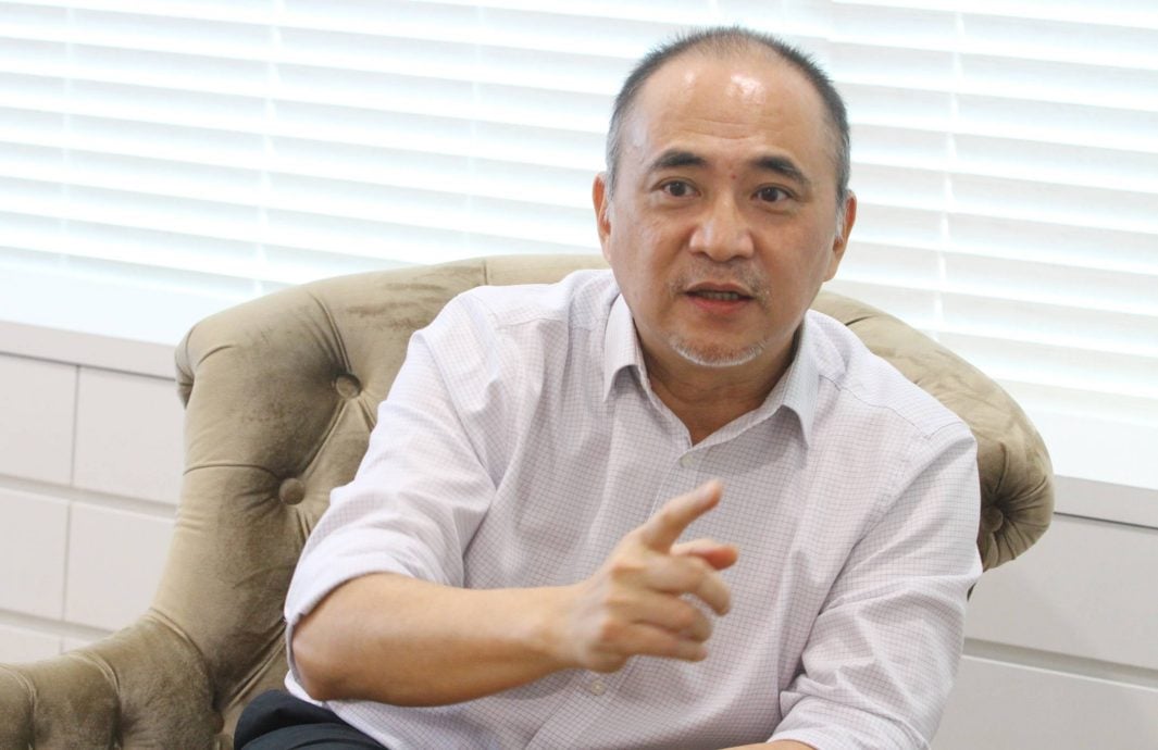 新闻专题/上篇/放下执念，把思念化作春泥