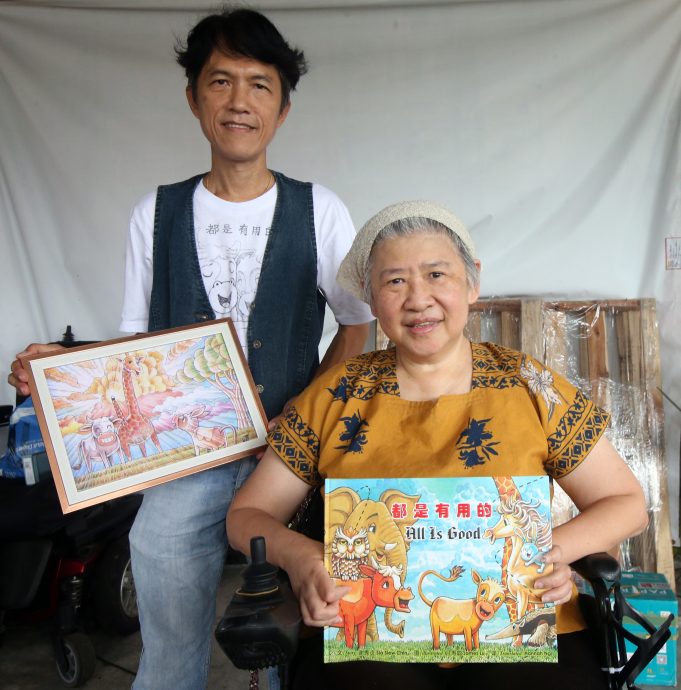 访谢秀贞出版第一本生命之书《都是有用的》