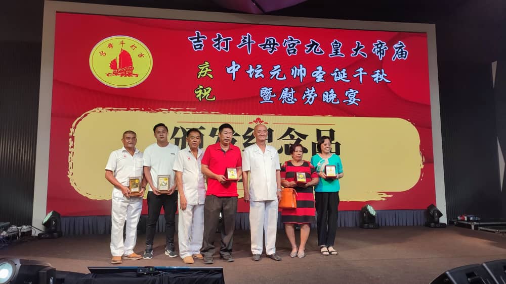 曾敏凯:不介意官员不同阵营 涉华社事务必全力配合