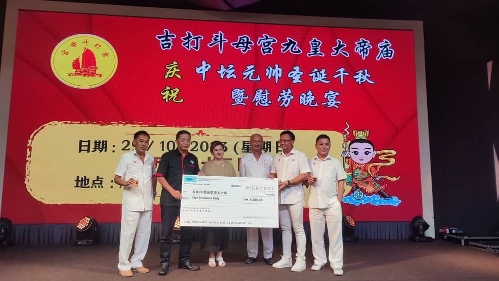 曾敏凯:不介意官员不同阵营 涉华社事务必全力配合