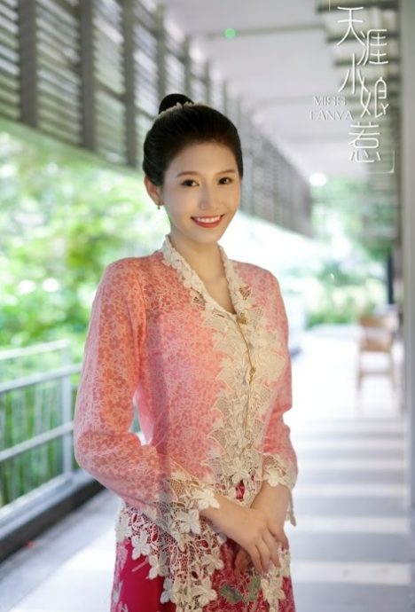 朱主爱《天涯小娘惹》玩穿越 郑斌辉吃娘惹菜喊幸福