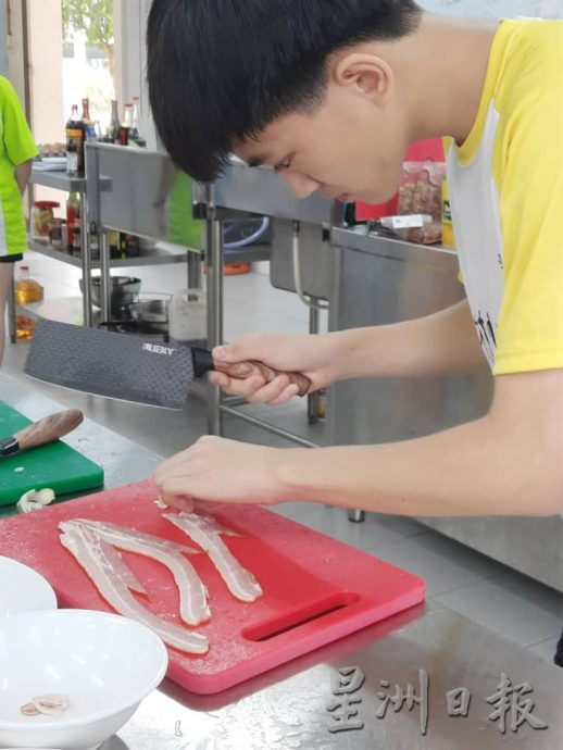 柔：【特稿】：培华独中烹饪课生动有趣 多元学习更贴近生活