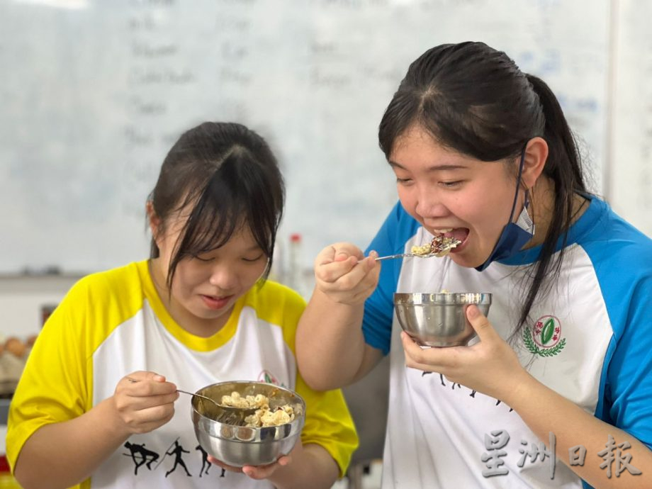 柔：【特稿】：培华独中烹饪课生动有趣 多元学习更贴近生活