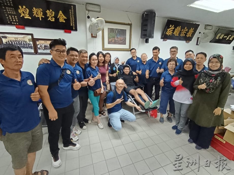 柔:刘凯旋:卫生部希望每千人中,有35到40名活跃捐血者