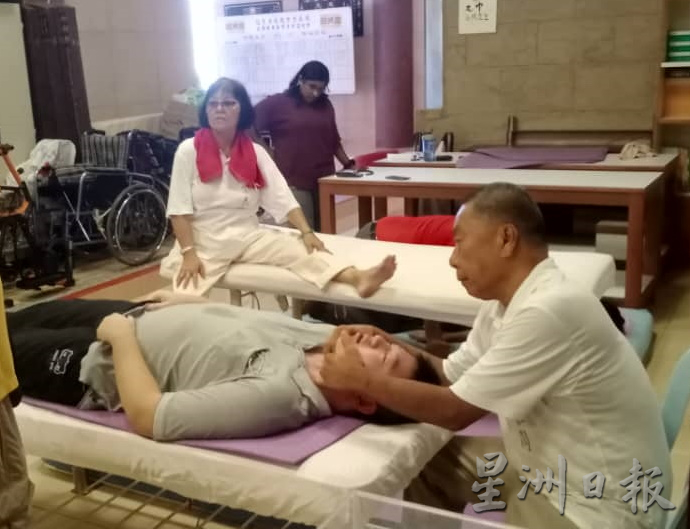  柔：封面【善心美事】：拉美士德教会紫泰阁3项义诊造福民众