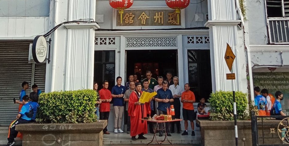 柔:文告:新山海南会馆办仪式 为圣尾娘娘金身开光