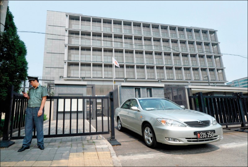 核污水排海掀中仇日潮！日本使馆接100万骚扰电话：我要炸掉你们 