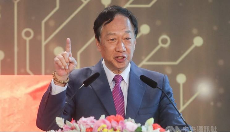 民调:郭台铭若参选到底 选情更紧绷 不确定性更高