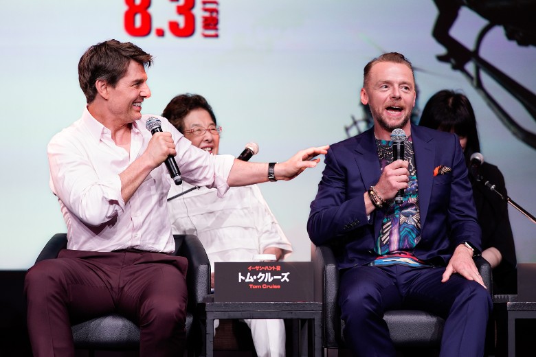 汤告鲁斯刷人情卡 助罢工潮下工作伙伴开工