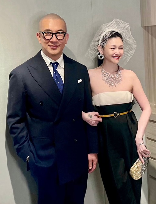 汪小菲要大S经纪人公开道歉 转头为庄思敏直播送大礼