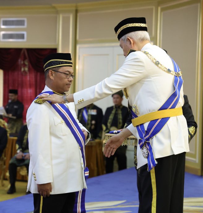 沙巴州元首颁赐有功勋衔予官民