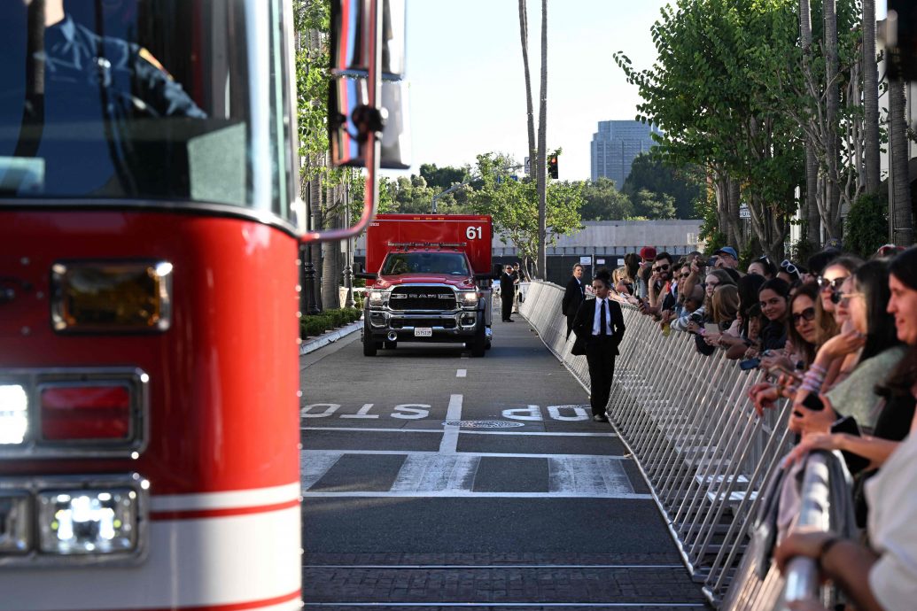 泰莱巡演电影首映|1103大马歌迷等到了 贝文丝惊喜现身天后合体