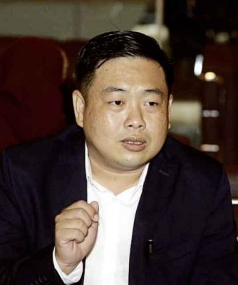 独家|买屋附送橱柜突塌下 屋主:该谁赔?