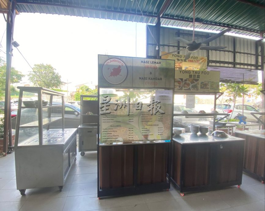 独家|因卖猪肉扁担饭遭恶评 餐厅经理:客人不减反增