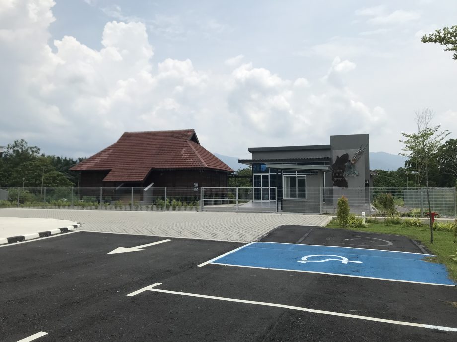 玲珑增一国家级旅游景点 玲珑地质公园展览馆落成