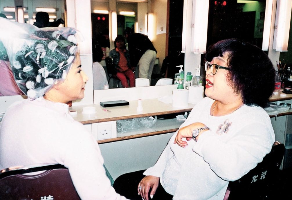 甄妮再开呛郑少秋 喊话多关心郑欣宜