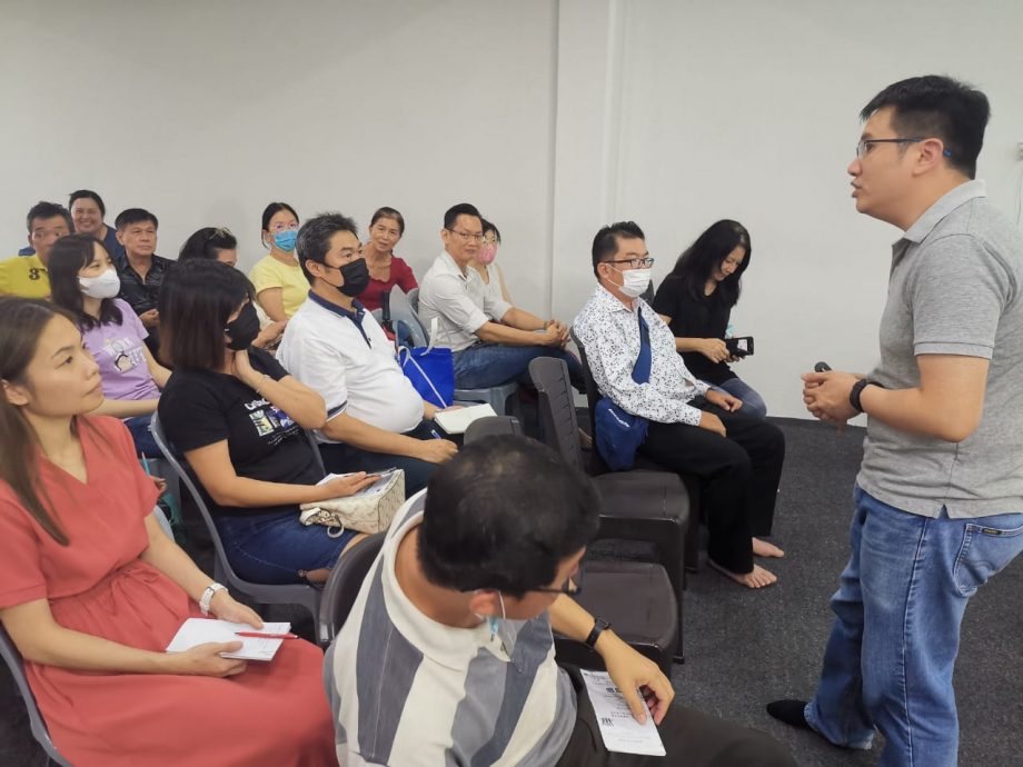 生命守门员自杀防治四部曲 关心、倾听、风险检视和专业介入