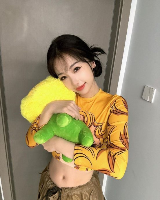 虞书欣晒7仔玩偶星爷转发 网猜下个星女郎