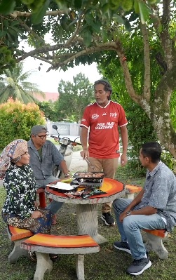 视频|凯里拍广告演技获认可 网赞：可原地出道了