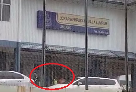 视频|MYAirline吴焕华穿橙服戴手拷 被延扣4天