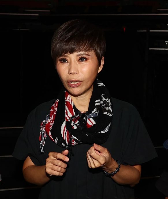 詹雅雯左脑萎缩放弃治疗 曝停药出现失明