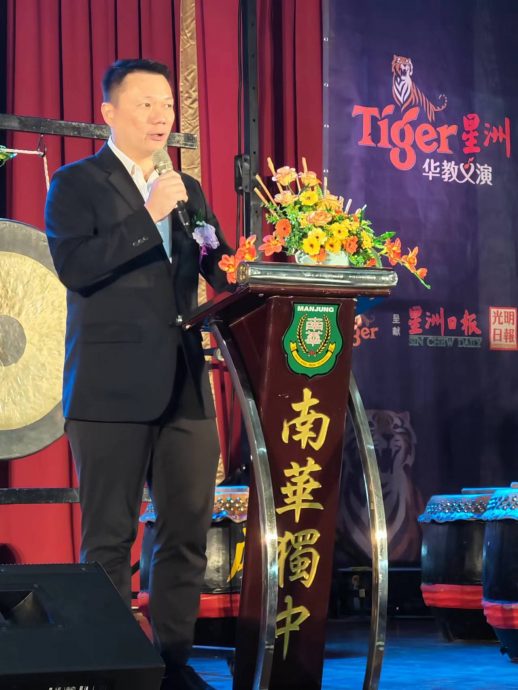 询问资料网络搜查垂手可得 张玉刚抨马汉顺小学鸡问政