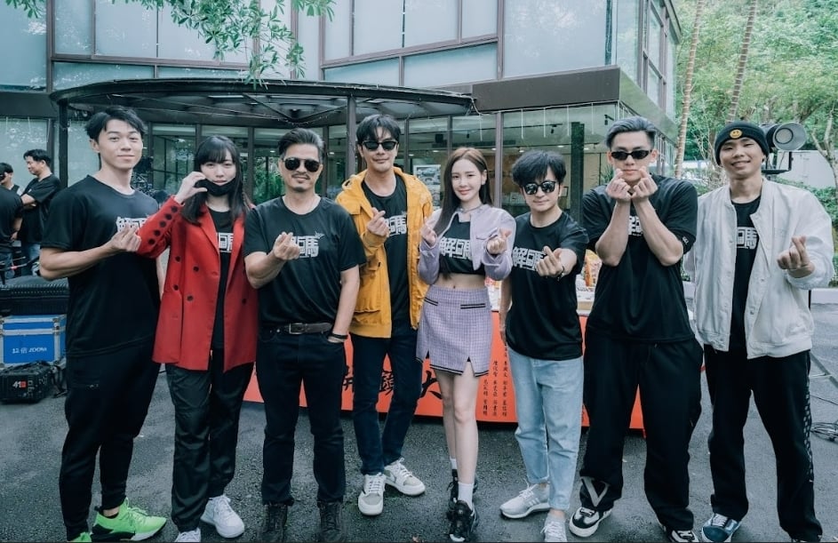 谢佳见《解码》深山取景  黄诗棋期待温泉泡汤