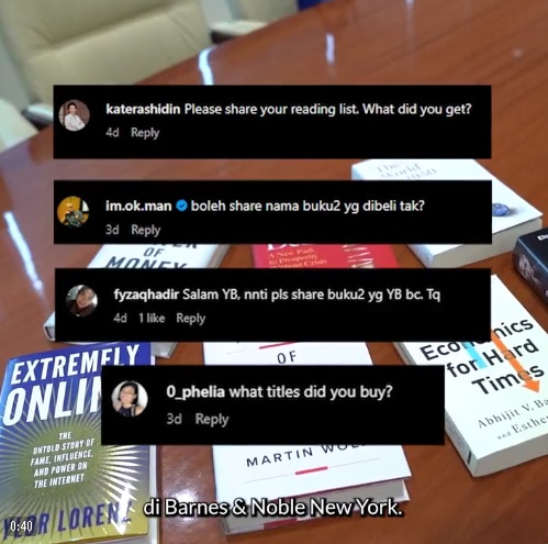 赛夫鲁出差忙里偷闲逛书局 买了《Elon Musk》送给首相