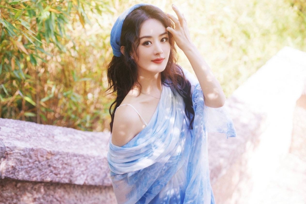 赵丽颖王一博热恋早露馅? 网曝跑布拉格偷约会