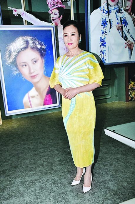 郑少秋丧女暂不打扰 汪明荃曝郑欣宜近况