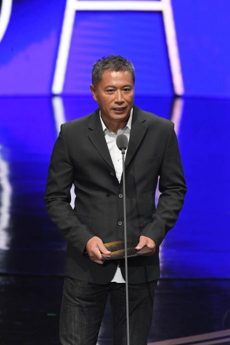 金钟58｜《玩很大》没夺金原因曝  3王皆拿奖遭质疑分猪肉 