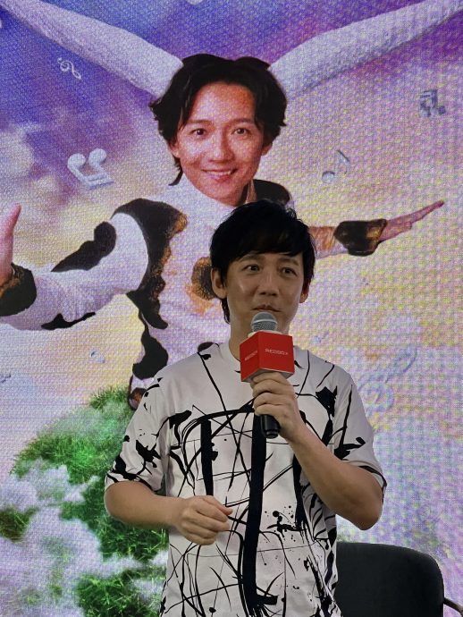 阿牛爬楼梯练气 预告个唱挑战“马Hop”