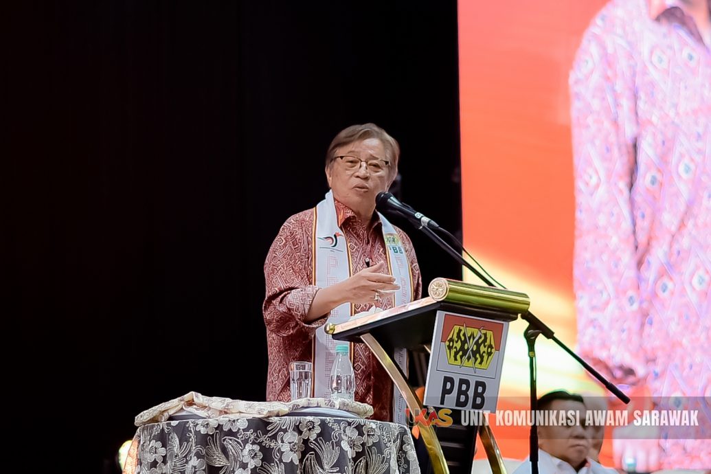 阿邦佐哈里：派砂律师团前往共和联邦国家研究法律