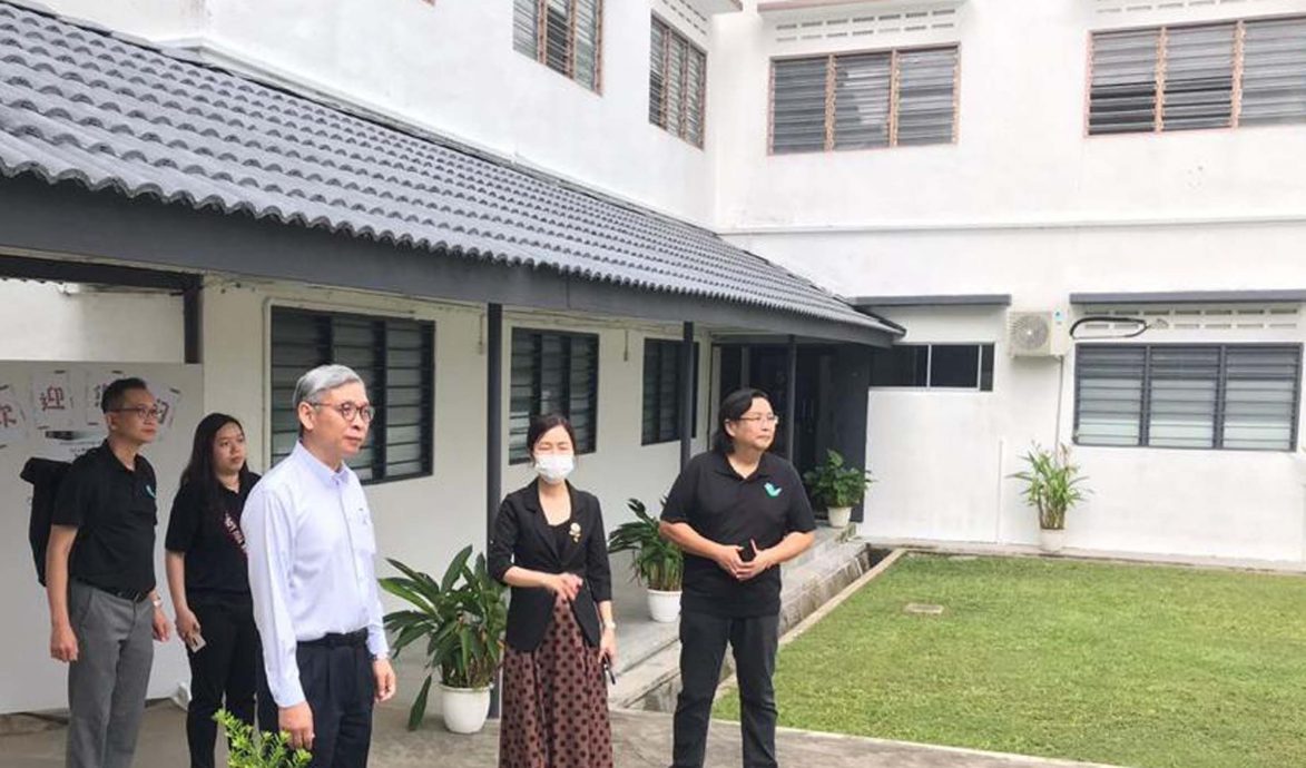 霹/南华独中与新纪元签署合作协议发展技职教育