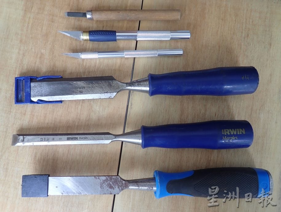 霹:4日见报/它的诞生/封底主文/