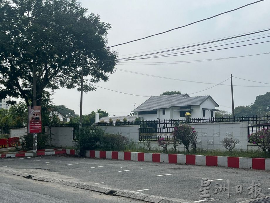 霹：封面主文／马球场将征收停车费？晨运者反对
