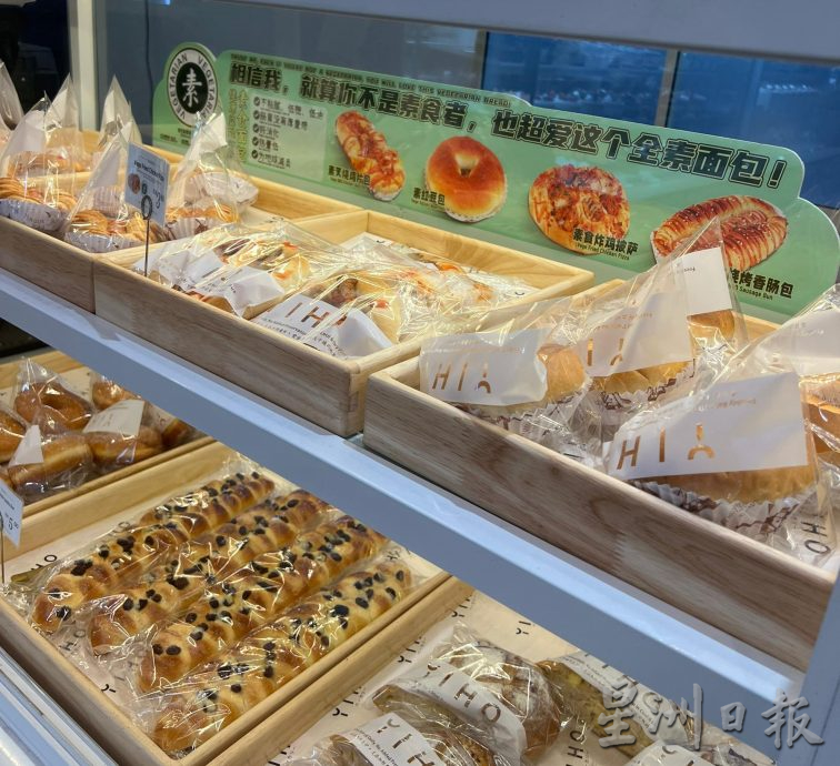 霹：版头／九皇爷诞掀吃素热 爱大华4庙为善信提供免费斋