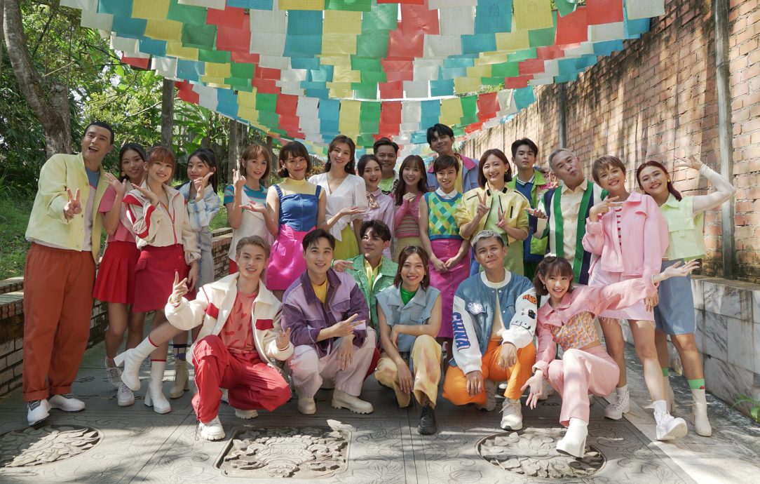 首要媒体跨州拍贺岁MV 张念群探班送美食