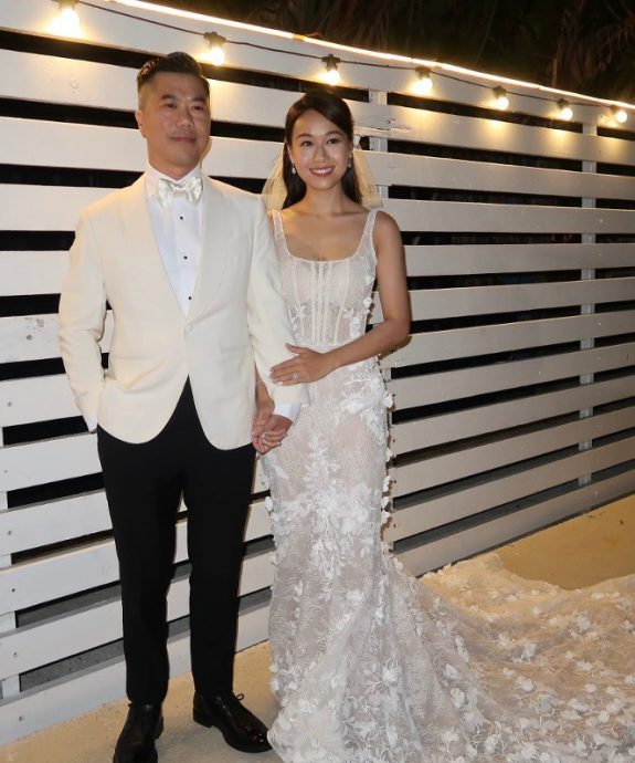 黄心颖低调嫁泥鯭 透视婚纱晒巨型婚戒