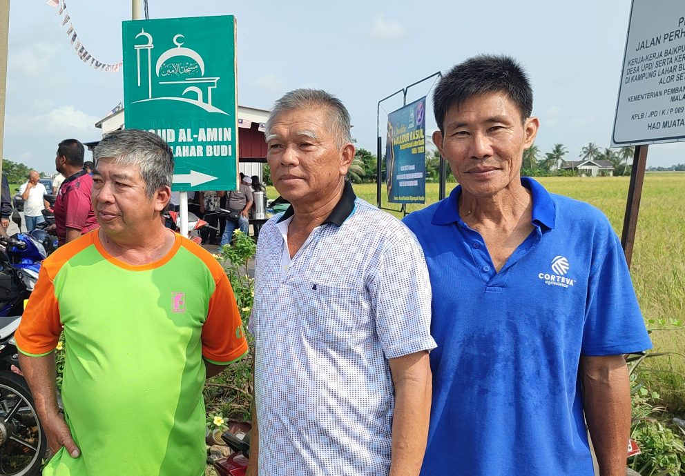 (全国版)不满收购价降至1200令吉,北马4州农民和平示威