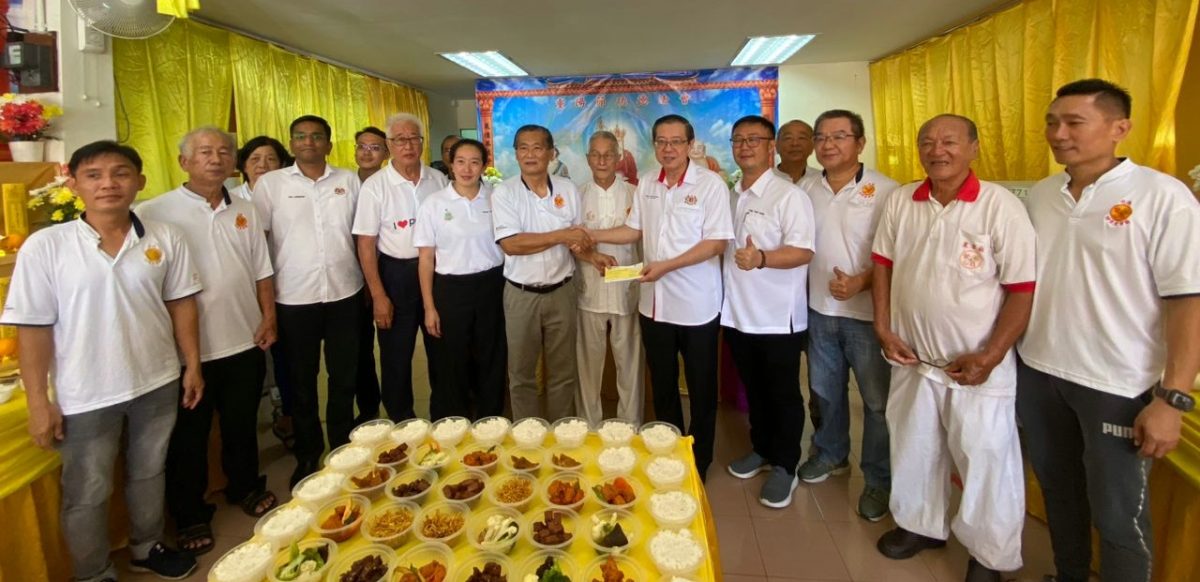 (全国版)林冠英认为,法丽娜对教育部指示举办的“巴勒斯垣团结团”不够敏感。