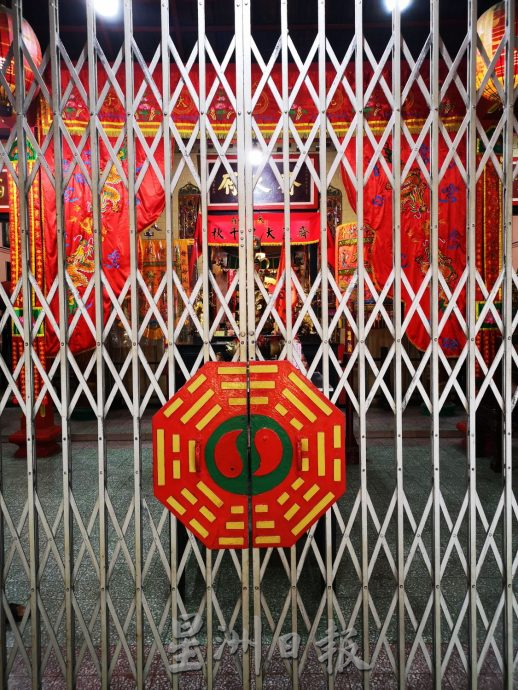 (古城封底主文)《庙堂之旅》齐天府座主齐天大圣专医奇难杂症 80年来香火鼎盛