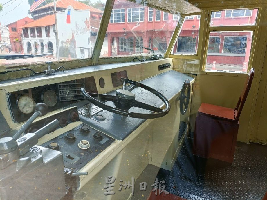 （古城封面主文）旧火车翻新后爆红·成了网红打卡点