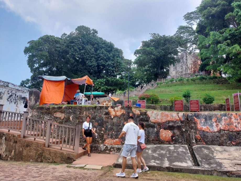 （古城第二版主文）甲政府或向游客征收进入世遗景点区参观的通行费