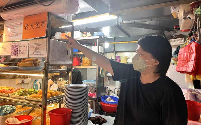 (已签发)全国:暖势力:素食摊免费餐 狮城上百贫老受益